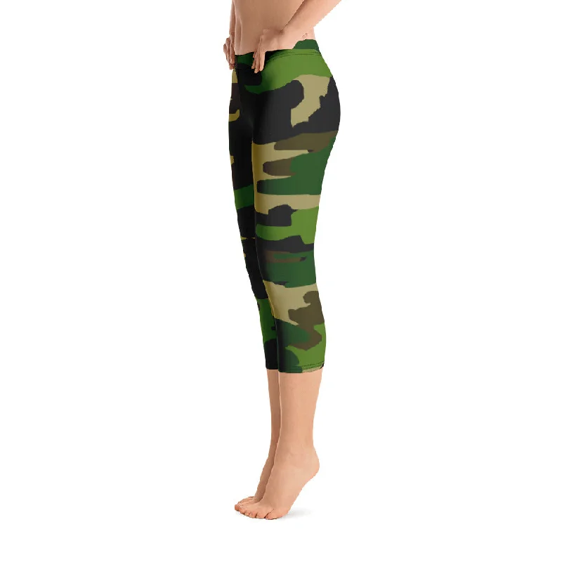 Green Women's Military Capris Tights, Camouflage Print Capri Leggings - Made in USA (US Size: XS-XL) Elegant Metallic Leggings