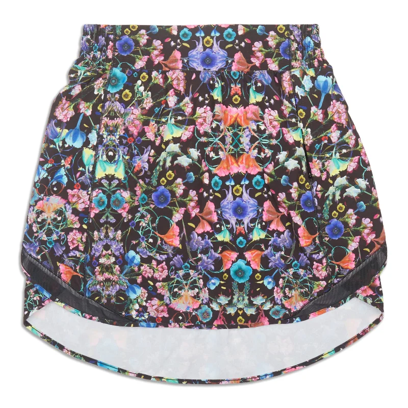 Hotty Hot High-Rise Skirt lightweight skirt design