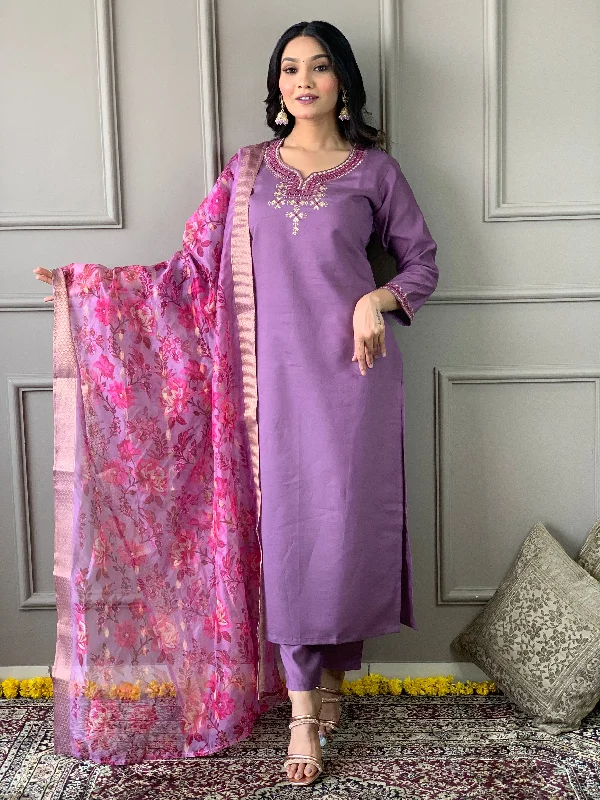 Women V Neck Embroidered Work Viscose Rayon Fabric Kurta & Pant With Dupatta Set - Taantav Comfy Zip-Up Pants