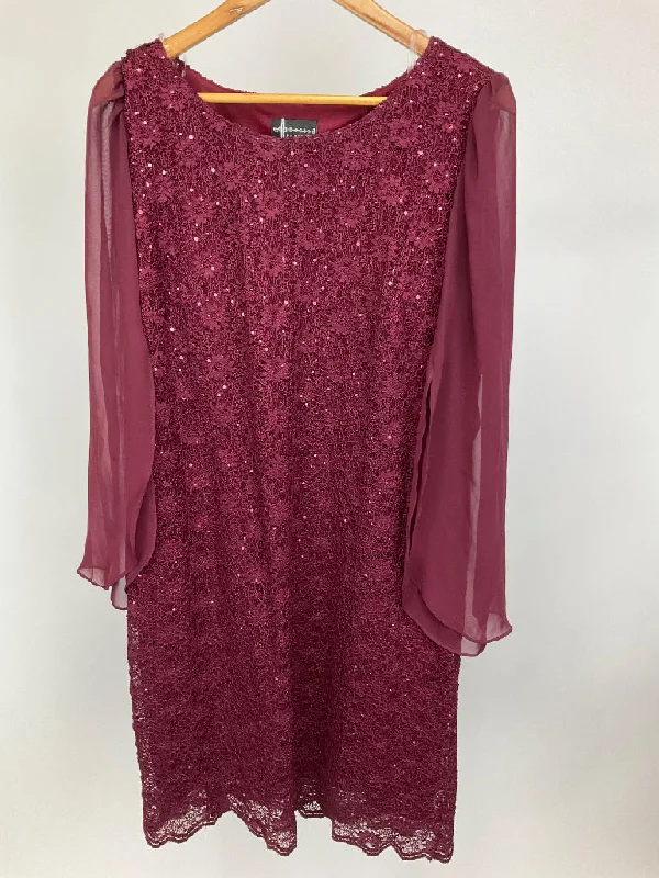CONNECTED APPAREL BURGUNDY DRESS SZ 14W Tunics Stylish elegant