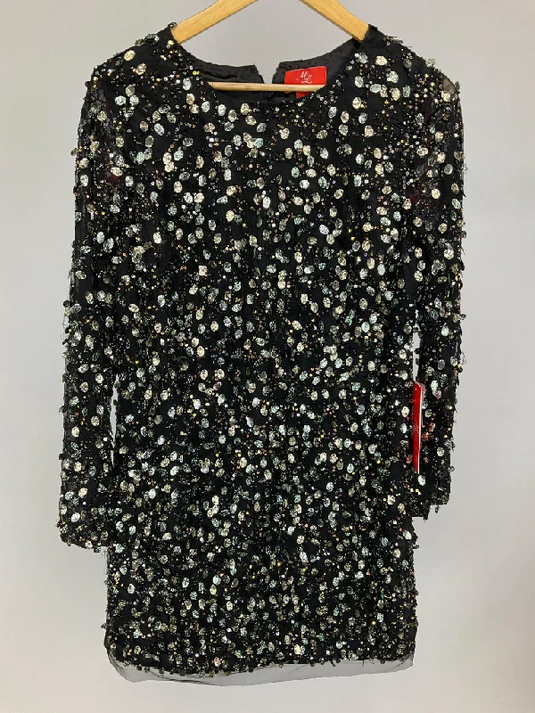 MONIQUE LHUILLIER BLACK BEADED DRESS SZ 12P Tunics Trendy modern