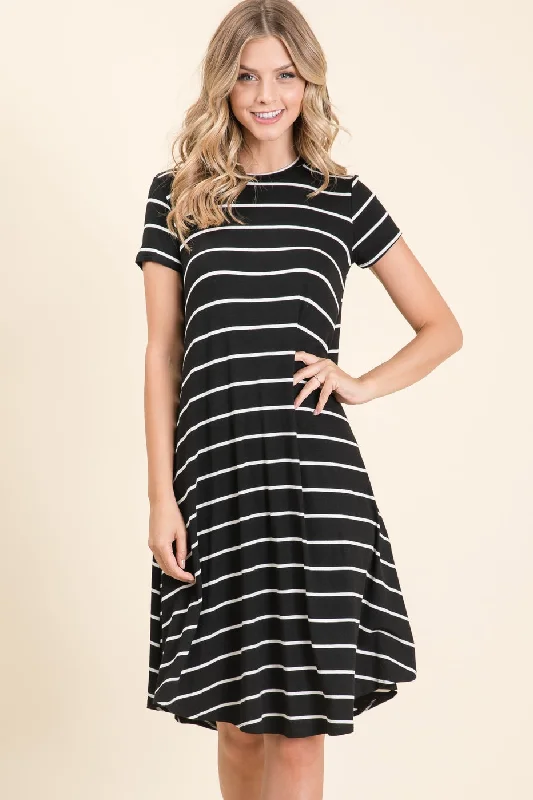 Striped Comfy Dress in Black Turtleneck Neckline Stylish