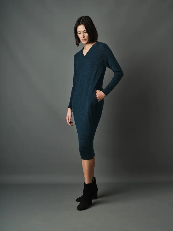 Ponti V-Neck Relax Fit Dress with Pockets