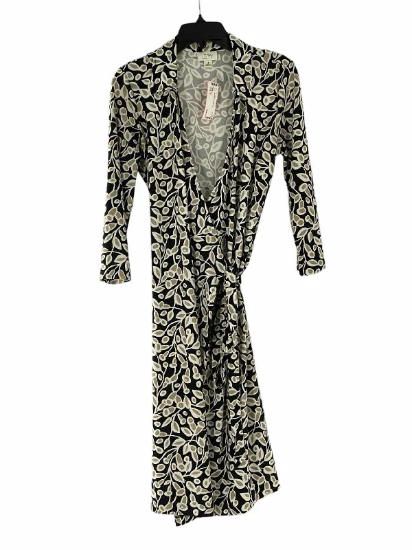 Loft Size 8 Black/White Beige Print Dress