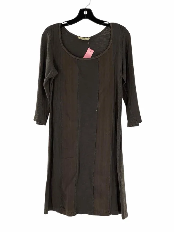 Praire Underground Size M Grey Dress