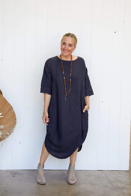 SCALLOP DRESS NAVY