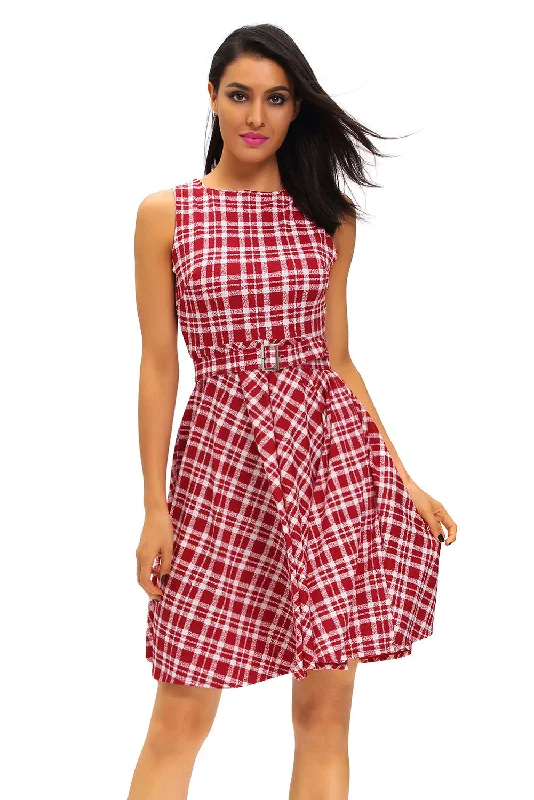 Vintage Check Print Swing Dress in Red